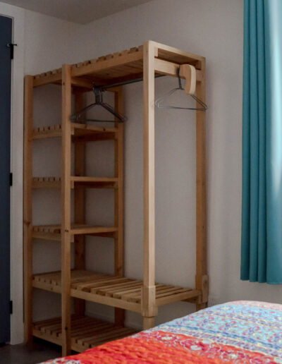 Chambre 1 - Espace de rangement du chalet Le Fleuve tranquille au Logis du Bois Flotté